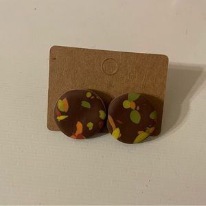 Brown fall speckle stud earrings